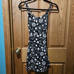 Bluenotes black and white floral sundress